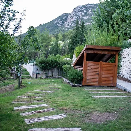 Apartment Trinitys Forest *