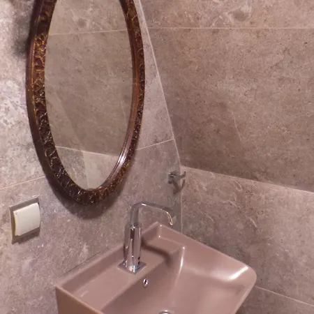 Trinitys Forest Apartment *