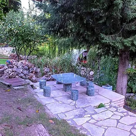 Apartment Trinitys Forest *