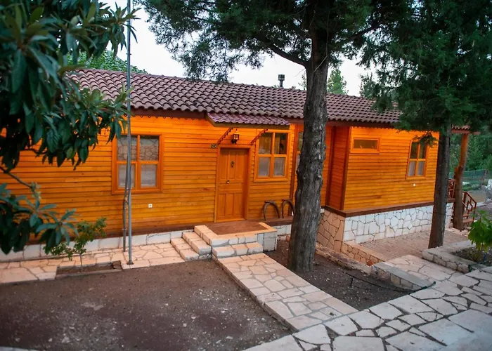 Trinitys Forest Apartment