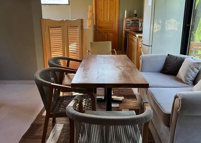 Trinitys Forest Apartment