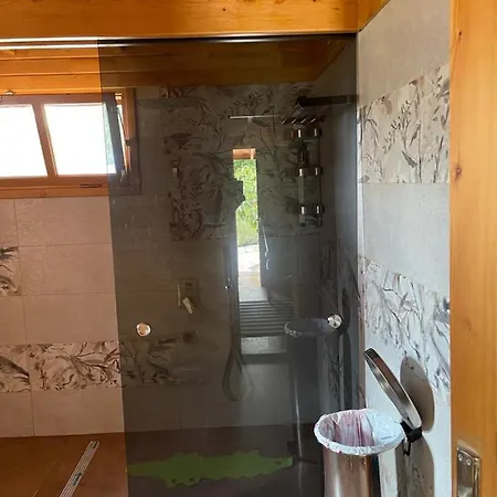 Trinitys Forest קמר