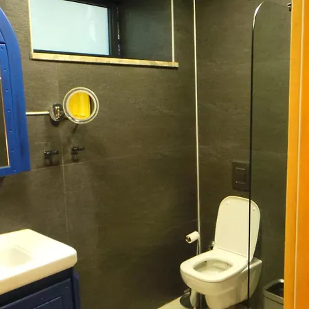 Trinitys Forest דירה