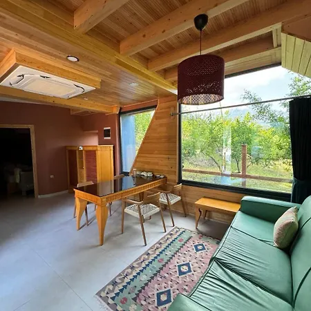 דירה Trinitys Forest קמר